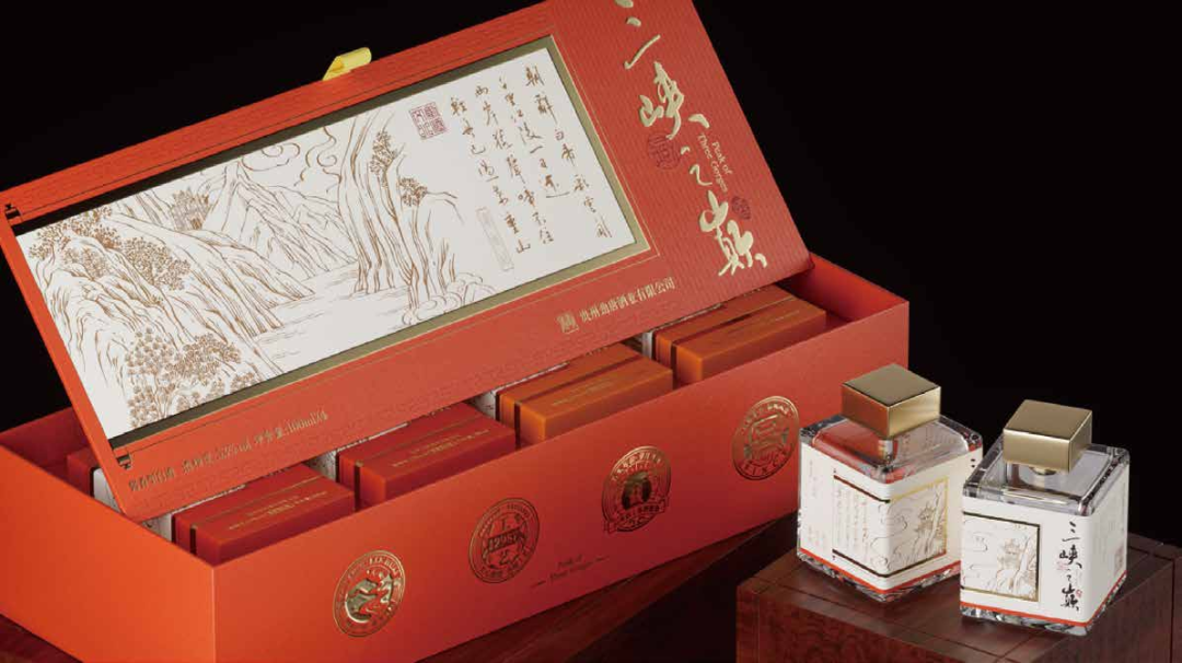 驚！這款酒把三峽之巔 “裝” 進(jìn)了瓶子里！
